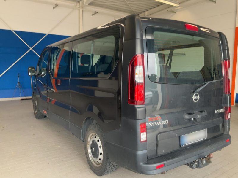 Opel Vivaro 1.6 CDTI Biturbo Combi L2H1 2,9t 2015 – снимка 6