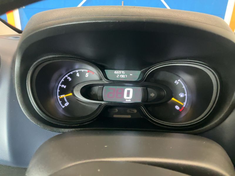 Opel Vivaro 1.6 CDTI Biturbo Combi L2H1 2,9t 2015 – снимка 18