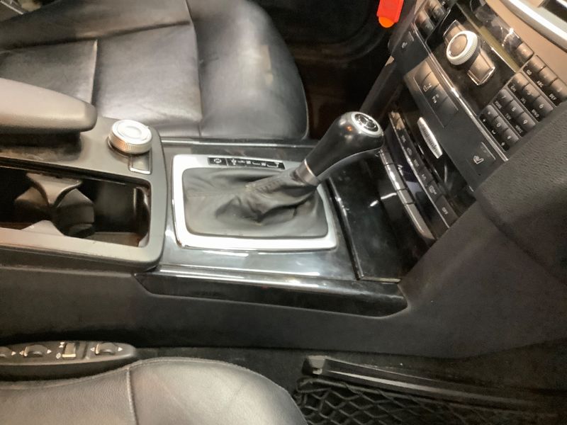 Mercedes-Benz E-Klasse E 250 CDI T BlueEfficiency Avantgarde 2010 – снимка 28