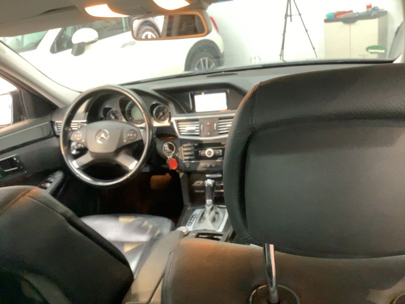 Mercedes-Benz E-Klasse E 250 CDI T BlueEfficiency Avantgarde 2010 – снимка 18
