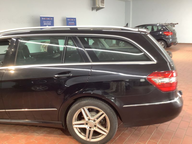 Mercedes-Benz E-Klasse E 250 CDI T BlueEfficiency Avantgarde 2010 – снимка 6