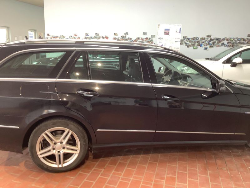 Mercedes-Benz E-Klasse E 250 CDI T BlueEfficiency Avantgarde 2010 – снимка 10