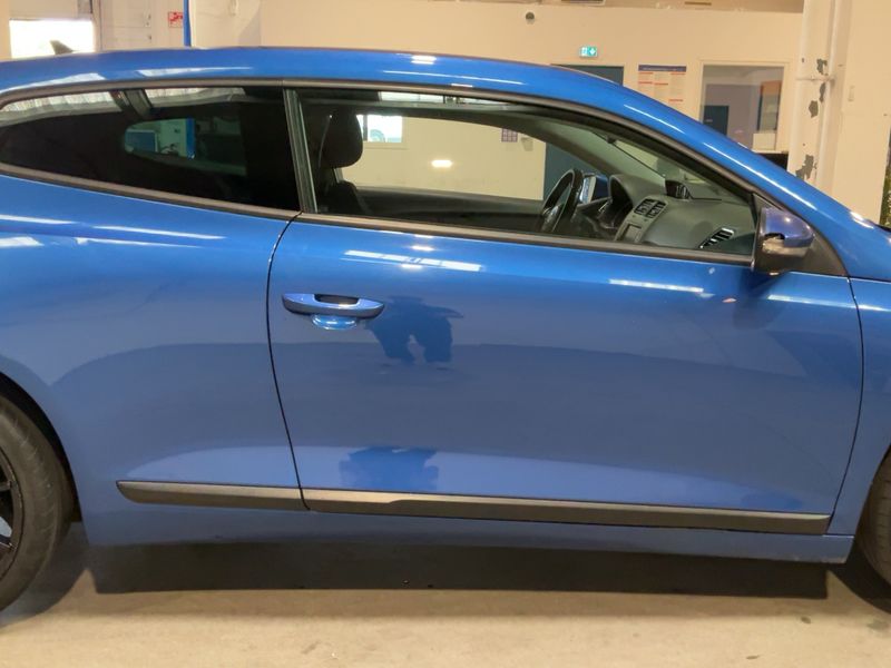 Volkswagen Scirocco 2.0 TSI BlueMotion Tech 2016 – снимка 10