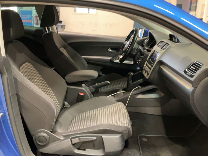 Volkswagen Scirocco 2.0 TSI BlueMotion Tech 2016 – снимка 16