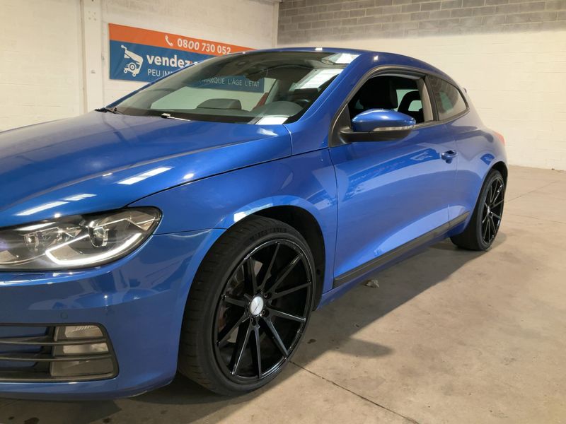 Volkswagen Scirocco 2.0 TSI BlueMotion Tech 2016 – снимка 2