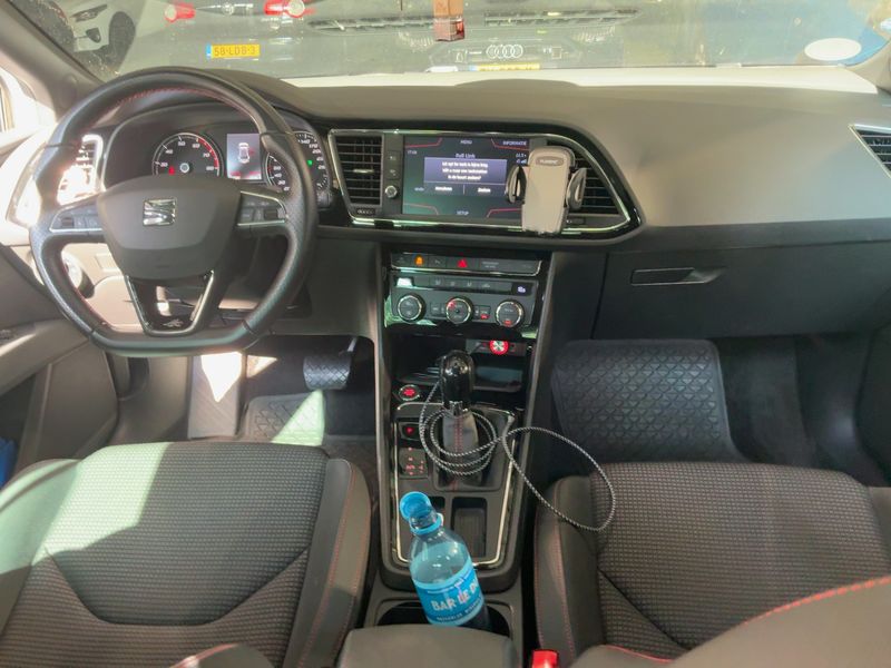Seat Leon 1.5 TSI ACT FR 2019 – снимка 17