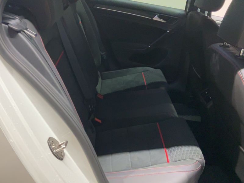 Volkswagen Golf VII 2.0 TSI GTI BlueMotion Tech 2019 – снимка 20