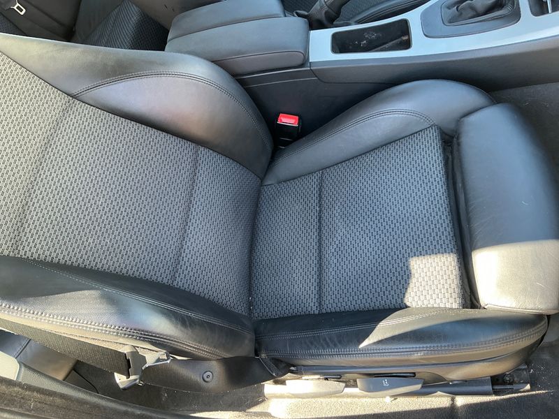 BMW 3er 318i 2009 – снимка 26