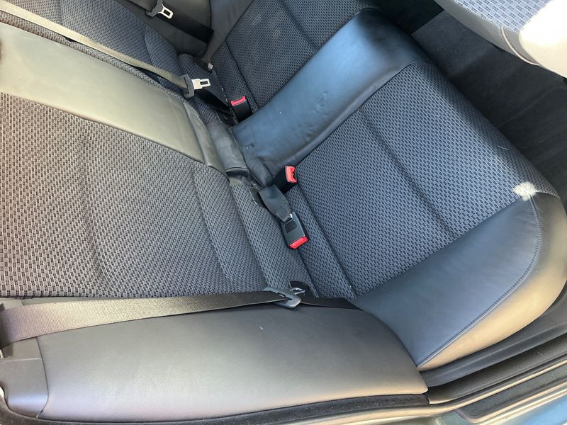 BMW 3er 318i 2009 – снимка 29
