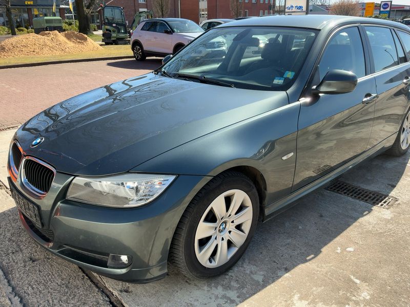 BMW 3er 318i 2009 – снимка 1