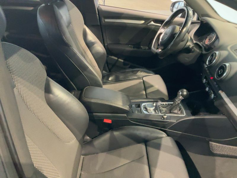 Audi A3 Sportback 2.0 TDI S line Sportpaket 2015 – снимка 16