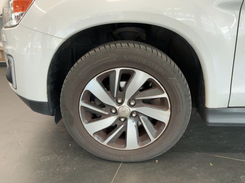 Mitsubishi ASX 2.2 DI-D Top 4WD 2015 – снимка 3