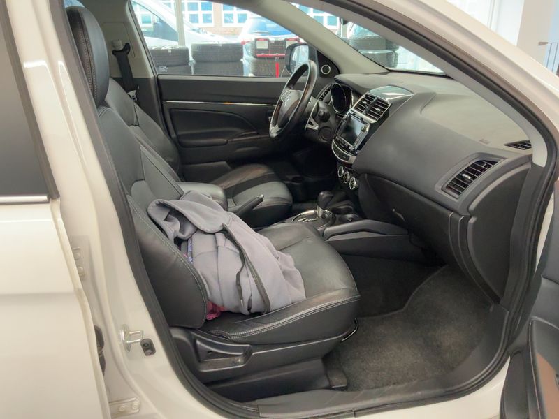 Mitsubishi ASX 2.2 DI-D Top 4WD 2015 – снимка 17