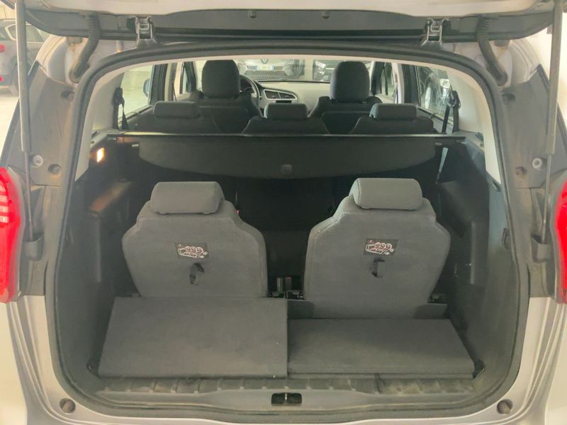 Peugeot 5008 1.6 Blue-HDi Active 2016 – снимка 15