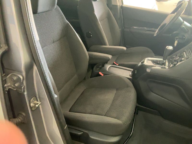 Peugeot 5008 1.6 Blue-HDi Active 2016 – снимка 16