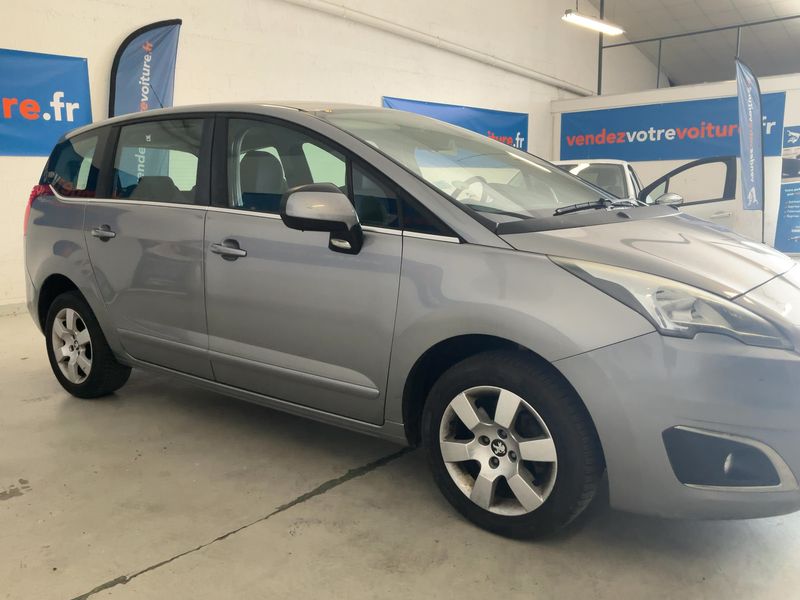 Peugeot 5008 1.6 Blue-HDi Active 2016 – снимка 12