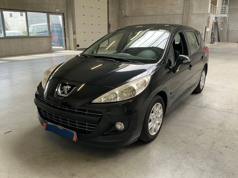 Peugeot 207 1.6 HDi Tendance 2013 – снимка 1