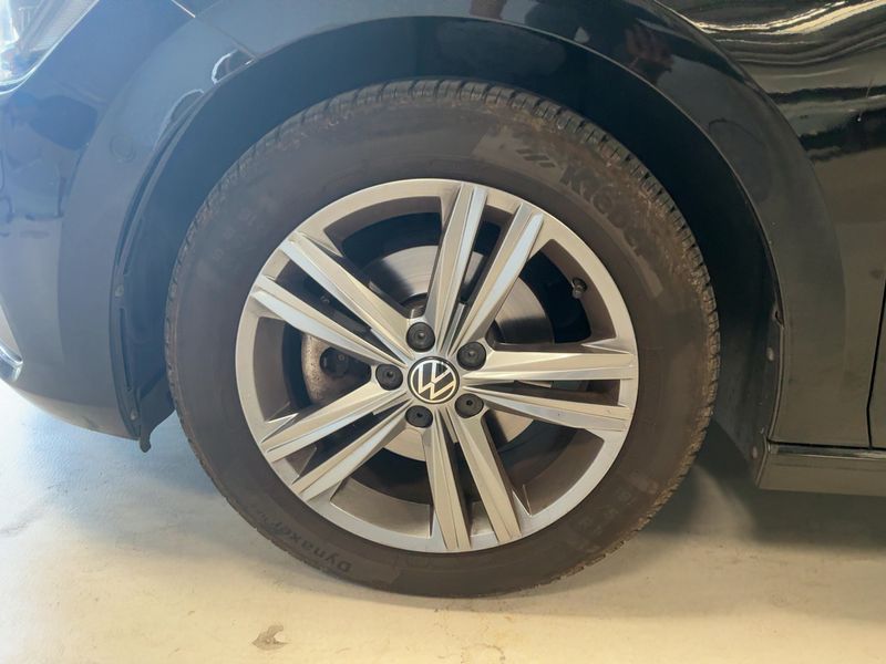 Volkswagen Polo 1.0 TSI Carat Exclusive 2019 – снимка 3