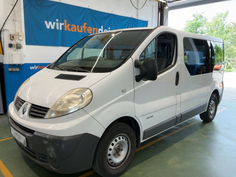 Renault Trafic 2.0 dCi L1H1 2,7t verglast 2011 – снимка 1