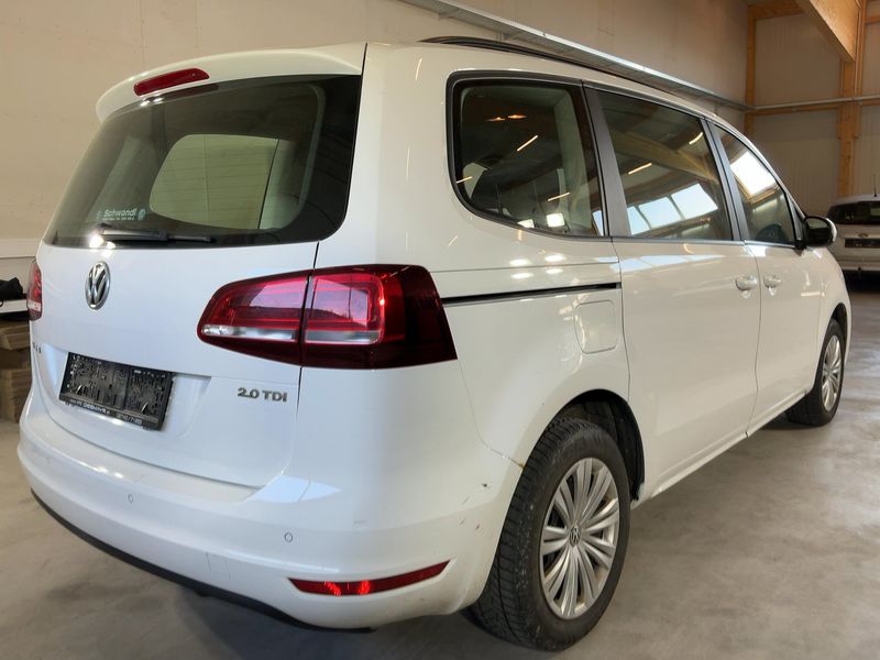 Volkswagen Sharan 2.0 TDI BlueMotion Tech 2015 – снимка 8