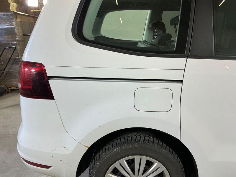 Volkswagen Sharan 2.0 TDI BlueMotion Tech 2015 – снимка 26