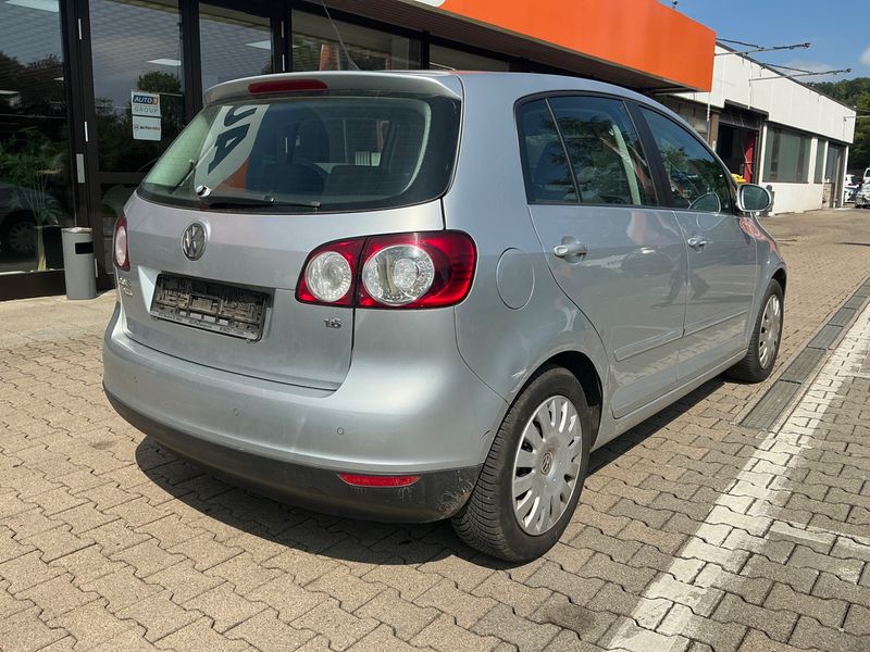 Volkswagen Golf V Plus 1.6 Tour 2007 – снимка 2