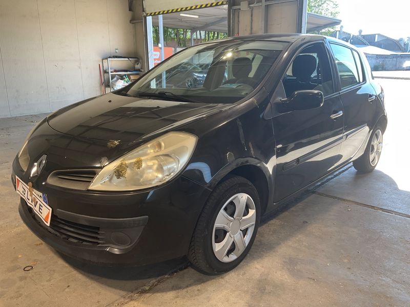 Renault Clio 1.2 4U Pack 2008 – снимка 1