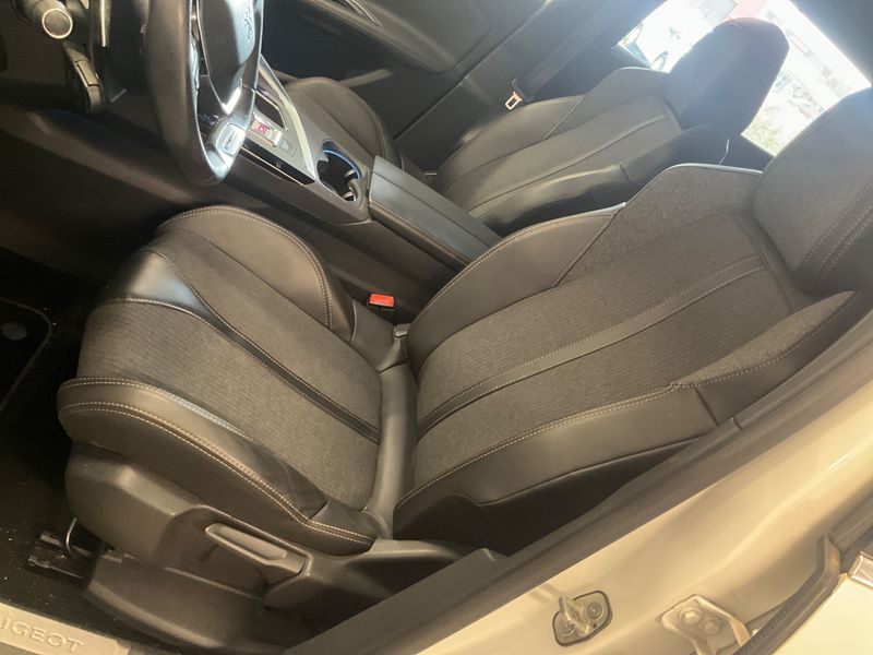 Peugeot 3008 1.6 Blue-HDi GT Line 2016 – снимка 22