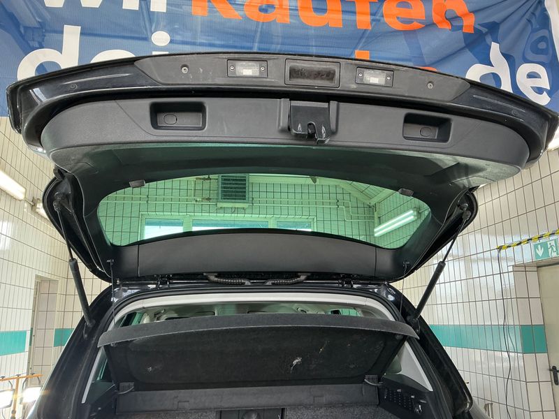 Volkswagen Tiguan 2.0 TDI Sport & Style BlueMotion Tech 2012 – снимка на щета 48