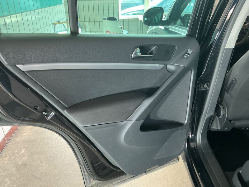 Volkswagen Tiguan 2.0 TDI Sport & Style BlueMotion Tech 2012 – снимка на щета 45