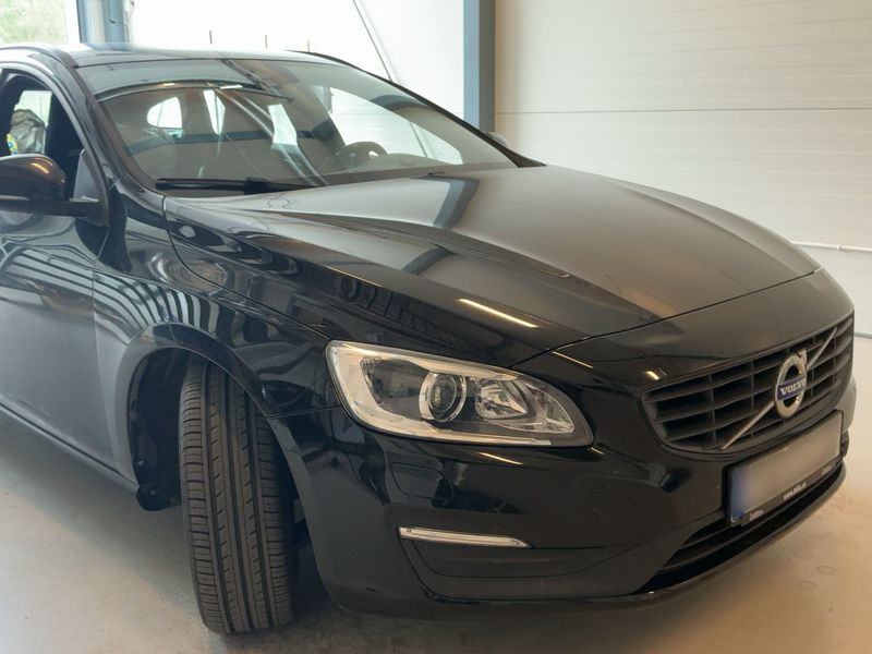 Volvo V60 2.0 T3 Xenium 2018 – снимка 12