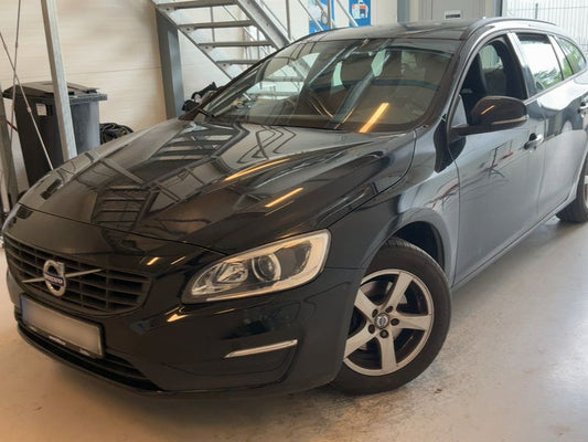 Volvo V60 2.0 T3 Xenium 2018 – снимка 1