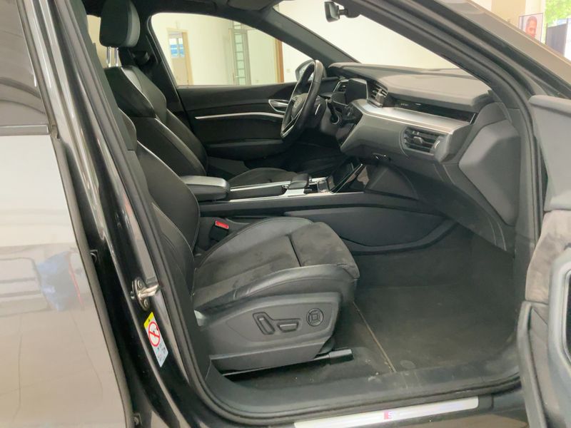Audi e-tron Sportback 55 quattro S line 2021 – снимка 16