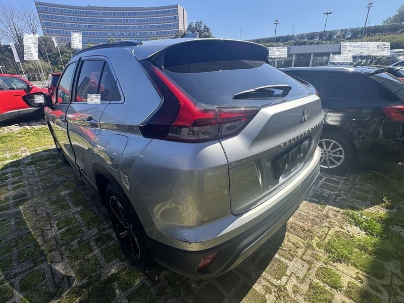 Mitsubishi Eclipse Cross 2.4 Plug-in Hybrid Intense 2022 – снимка 3