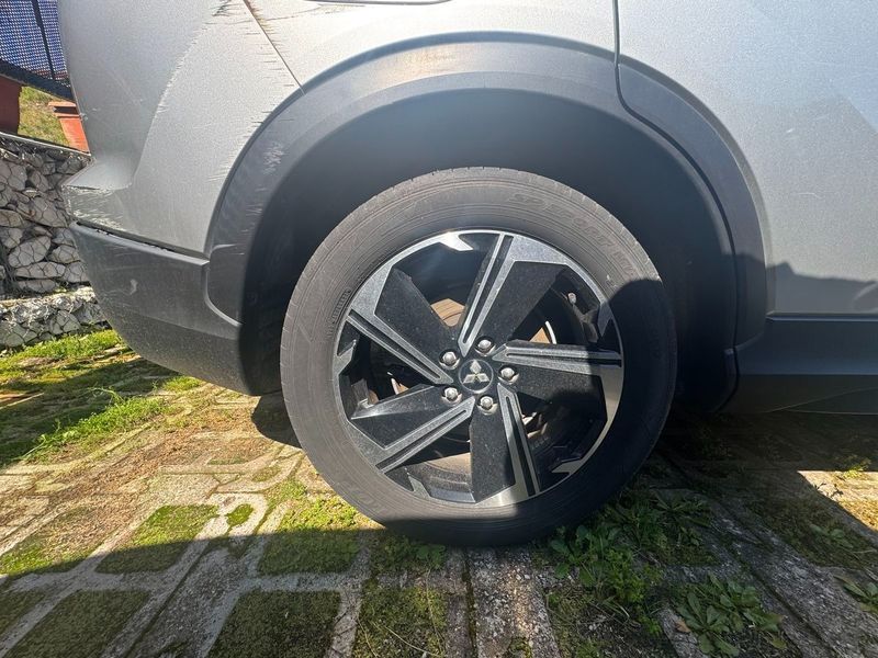 Mitsubishi Eclipse Cross 2.4 Plug-in Hybrid Intense 2022 – снимка 14