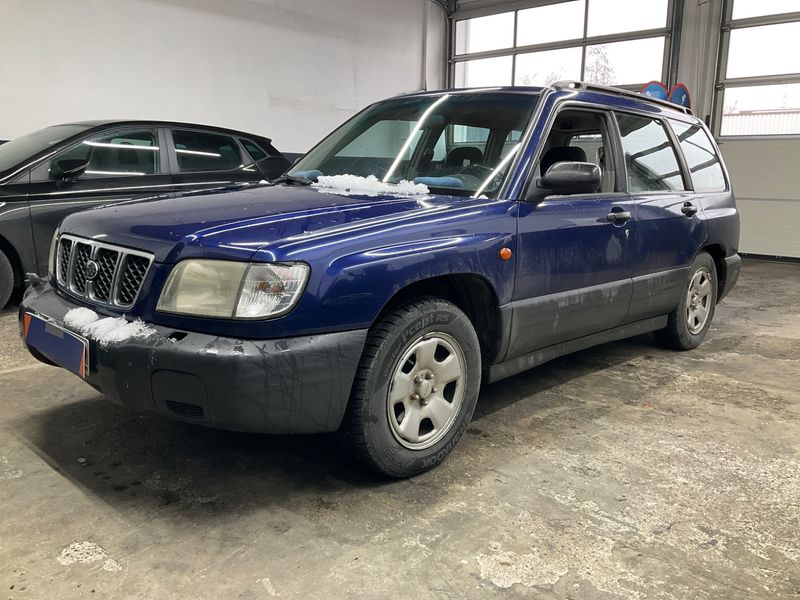 Subaru Forester 2.0 GL 2001 – снимка 1