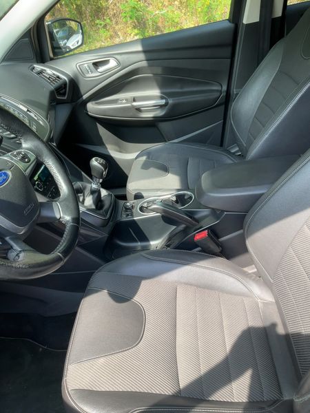 Ford Kuga 1.6 EcoBoost Titanium 2013 – снимка 16