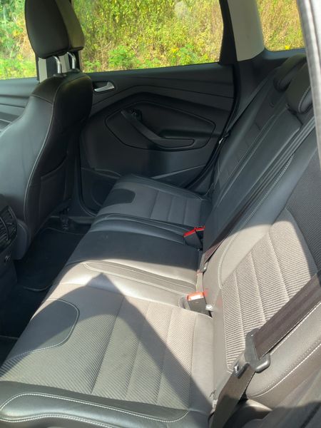 Ford Kuga 1.6 EcoBoost Titanium 2013 – снимка 19