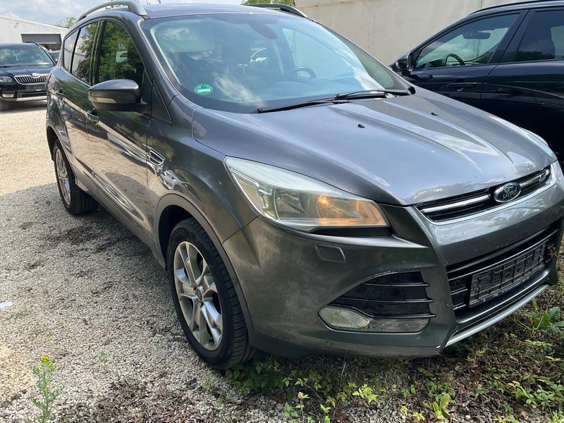 Ford Kuga 1.6 EcoBoost Titanium 2013 – снимка 1