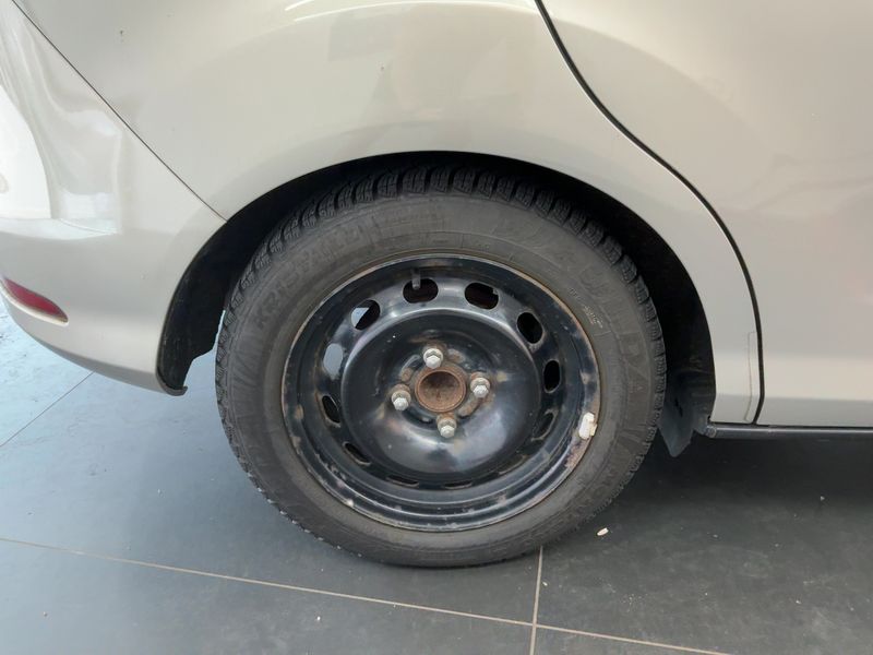 Ford B-Max 1.6 TDCi Titanium 2013 – снимка 9