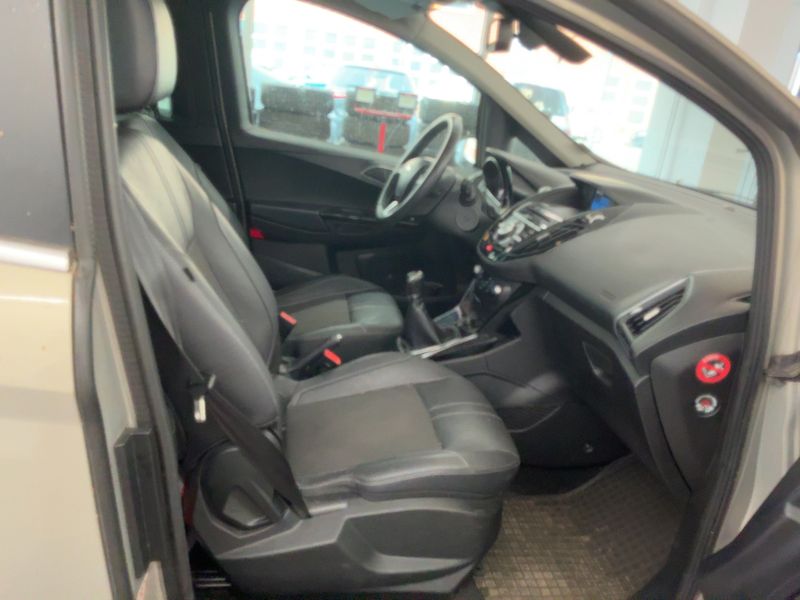 Ford B-Max 1.6 TDCi Titanium 2013 – снимка 17
