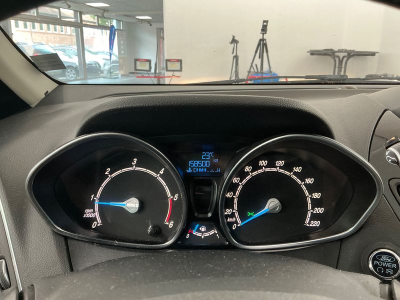 Ford B-Max 1.6 TDCi Titanium 2013 – снимка 19
