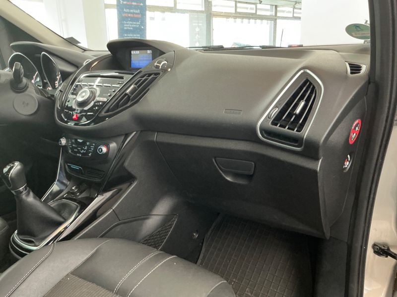 Ford B-Max 1.6 TDCi Titanium 2013 – снимка 24