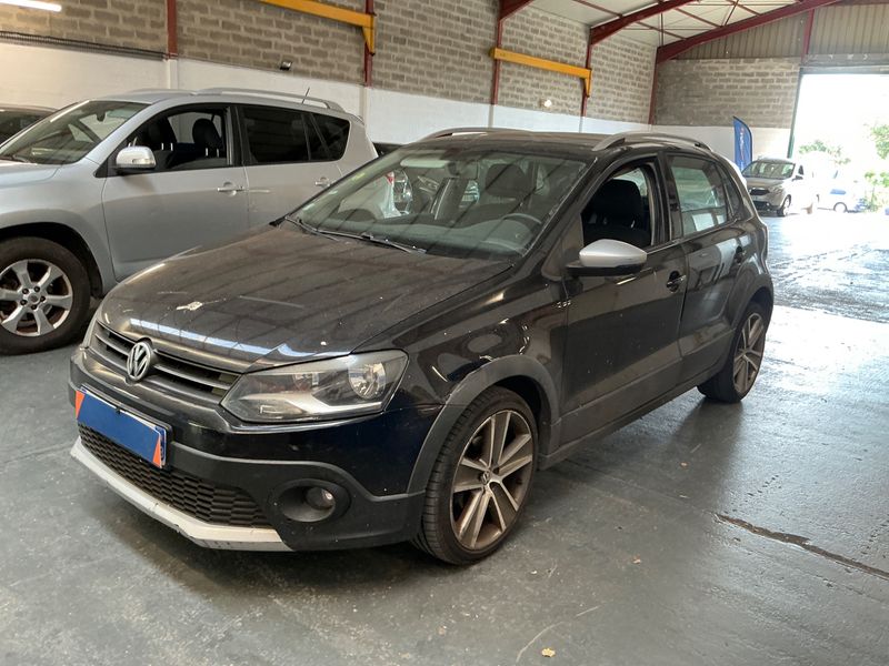 Volkswagen Polo 1.6 TDI CrossPolo 2011 – снимка 1