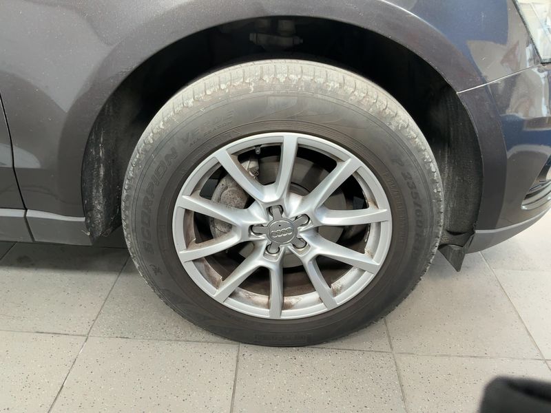 Audi Q5 2.0 TDI quattro 2012 – снимка 11