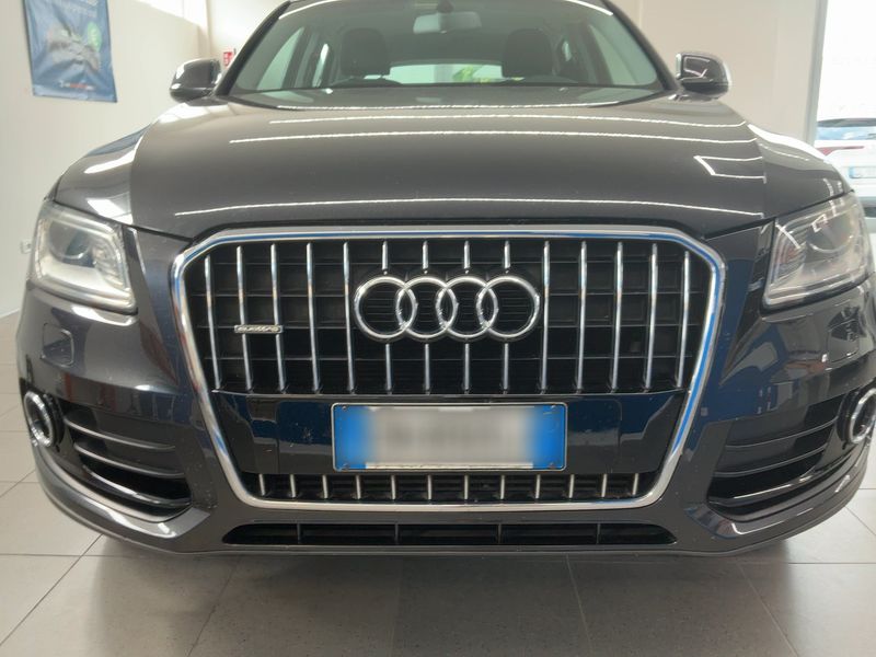 Audi Q5 2.0 TDI quattro 2012 – снимка 14