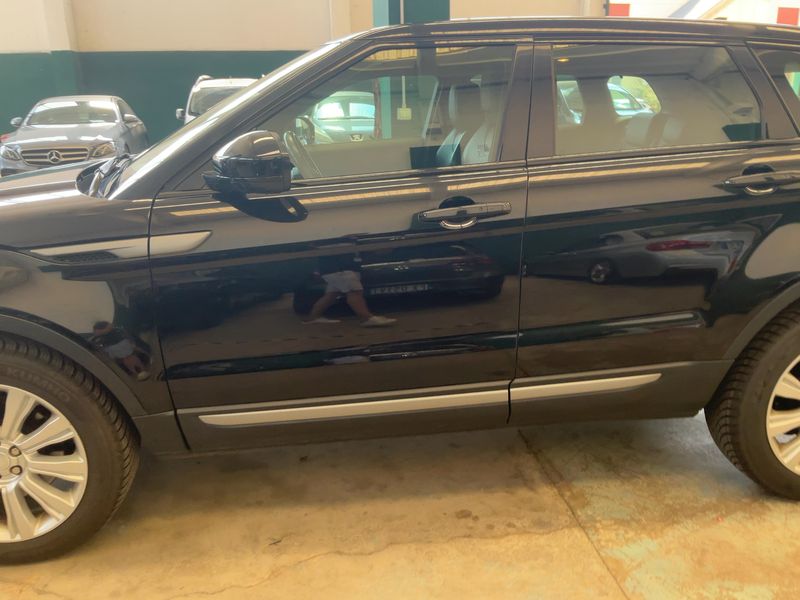Land Rover Evoque 2.0 Td4 SE 2015 – снимка 4