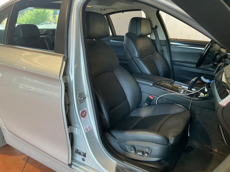 BMW 5er 530d 2011 – снимка 11