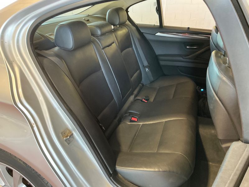 BMW 5er 530d 2011 – снимка 14