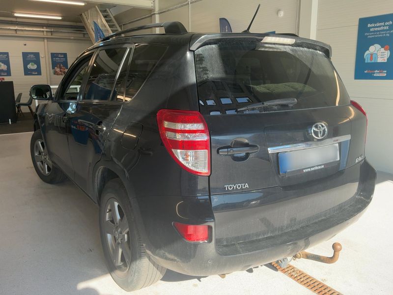 Toyota RAV 4 2.0 Elegance 2012 – снимка 6